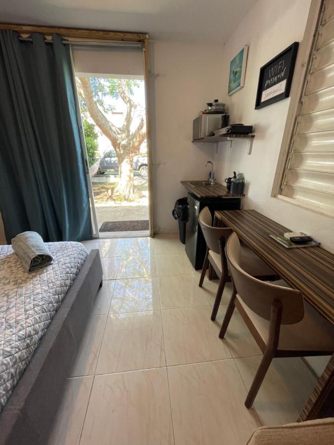 Las Olas Beach Apartments Аресибо Экстерьер фото