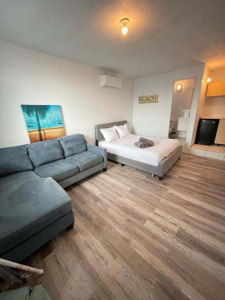 Las Olas Beach Apartments Аресибо Экстерьер фото